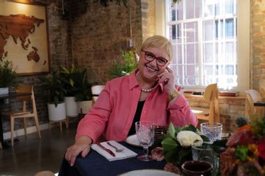 Lidia Celebrates America: Flavors That Define Us