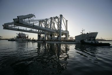 Image for LA, Long Beach Ports strike ends
