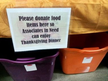 Image for Wal-Mart asks employees to donate food to their co-workers for Thanksgiving