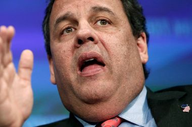 Image for Right-wing Twitter responds to Chris Christie's epic press conference