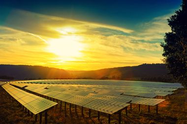 Image for The explosive rise of solar: U.S. capacity grew over 400 percent in just 4 years