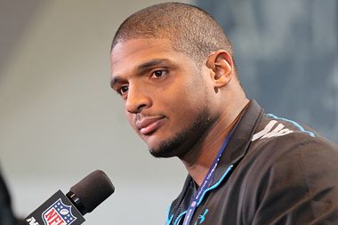 Image for The NFL draft is over, but idiots on Twitter are <em>still</em> being homophobic about Michael Sam