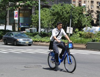 Image for Census: More and more Americans are biking to work