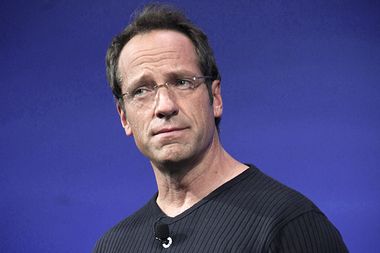 Image for Mike Rowe's Wal-Mart hypocrisy: A so-called blue-collar champion ducks the real Black Friday issue