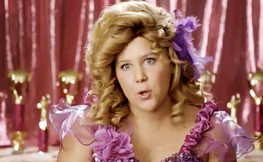 Image for Amy Schumer perfectly parodies the insanity of child pageantry 