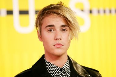 Image for Classless Justin Bieber attacks Prince on Instagram hours after the iconic musician's death
