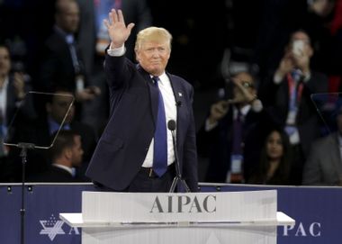 Republican U.S. presidential candidate Donald Trump waves after addressing the American Israel Public Affairs Committee (AIPAC) afternoon general session in Washington