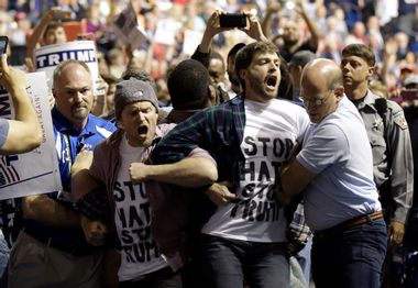 GOP 2016 Trump Removing Protesters