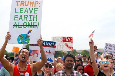 Anti-Trump "March for Truth"