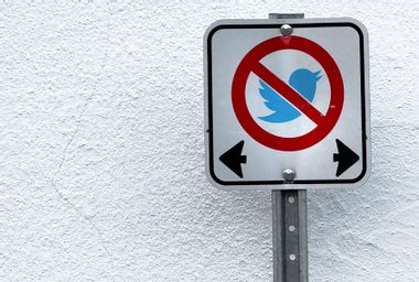 No Tweeting Sign