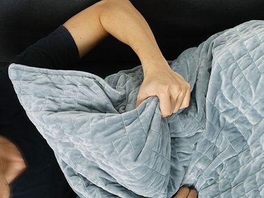 Image for This weighted blanket helps reduce stress and anxiety