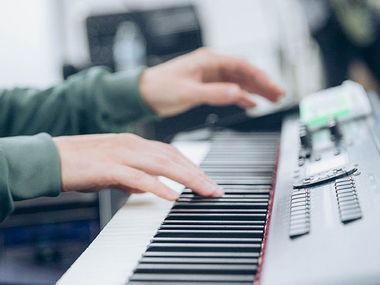 Image for Discover an innovative approach to learning to play piano