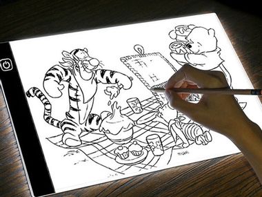 Image for Bring out your inner Rembrandt with this tracing pad