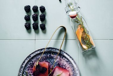 Image for Refresh in the summer heat with this non-alcoholic blackberry spritzer