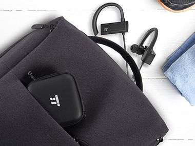 Image for Ditch your wires with these Bluetooth headphones