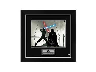 Image for Save hundreds off this autographed Star Wars memorabilia