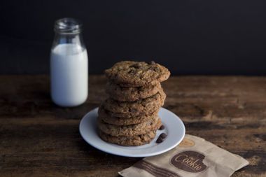Image for DoubleTree shared its secret chocolate chip cookie recipe, and it contains fresh lemon juice
