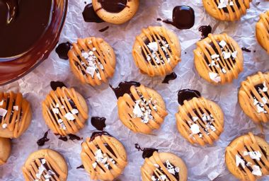 Image for These nostalgic peanut butter cookies reimagine one of your favorite childhood desserts