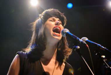 Kimbra performs in London