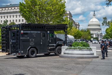 Washington DC Bomb Threat