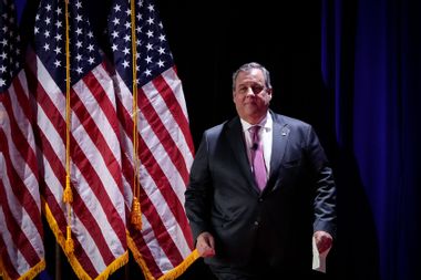 "Show up to the debate and say it to my face": Trump's attack on Chris Christie's weight backfires Latest Article