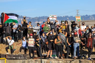 Pro-Palestinian protesters block Port of Oakland