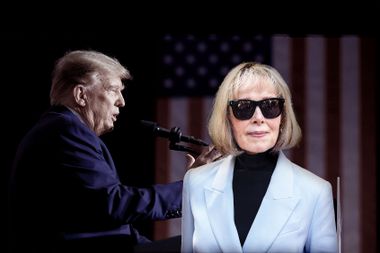 "Huge monetary award": Legal experts warn jury may hit Trump hard to "shut him up" amid new attacks Latest Article