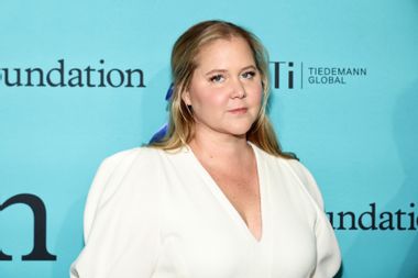 Image for Amy Schumer says that internet trolling led to Cushing Syndrome diagnosis