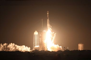 SpaceX Falcon 9 rocket lifts off 