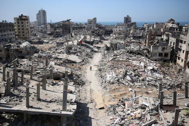 Gaza destruction rubble Al-Shifa hospital strike