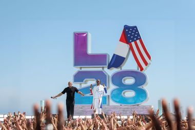 Dr. Dre and Snoop Dogg perform at the LA28 Olympic Games Handover Celebration