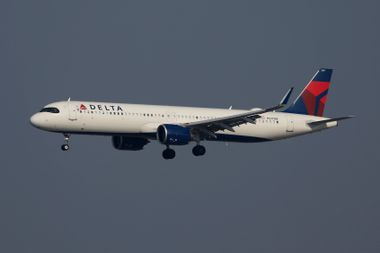 Image for Delta crash at Toronto airport leaves 9 injured after plane flips upside down