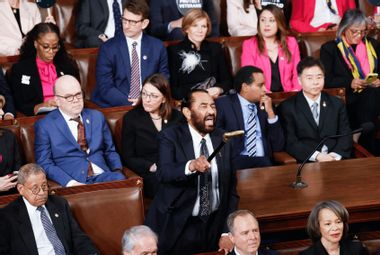 Image for Republicans, joined by 10 Democrats, censure Al Green for disrupting Trump's State of the Union