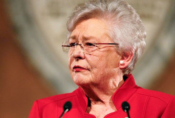 Alabama Gov Kay Ivey Says She Is Not Going To Resign Over Blackface Scandal Heavens No 