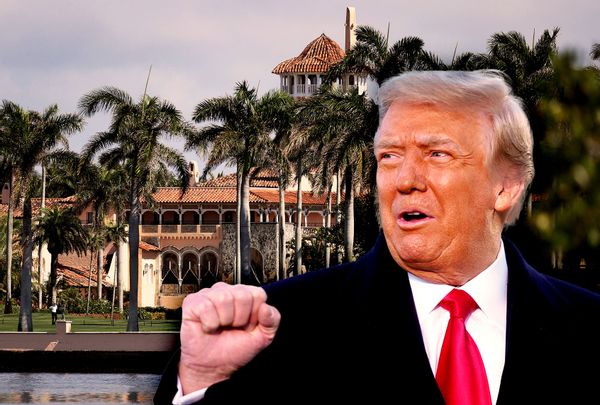 Trump workers moved Mar-a-Lago boxes one day before FBI came for ...