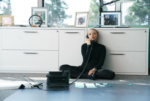 Amanda Seyfried as Elizabeth Holmes in "The Dropout" (Beth Dubber/Hulu)