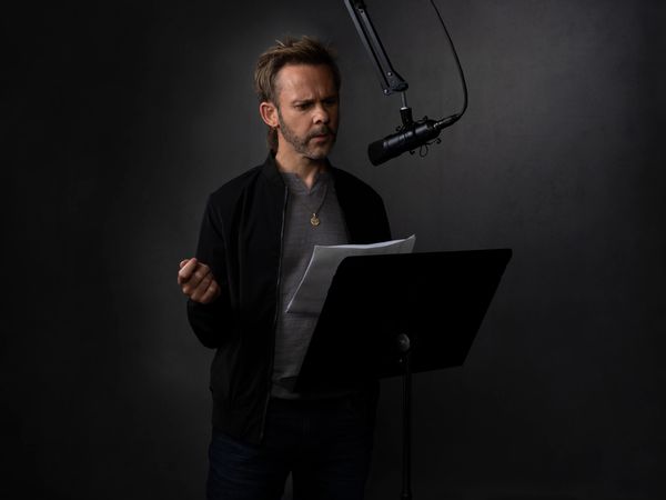 Dominic Monaghan Behind The Mic