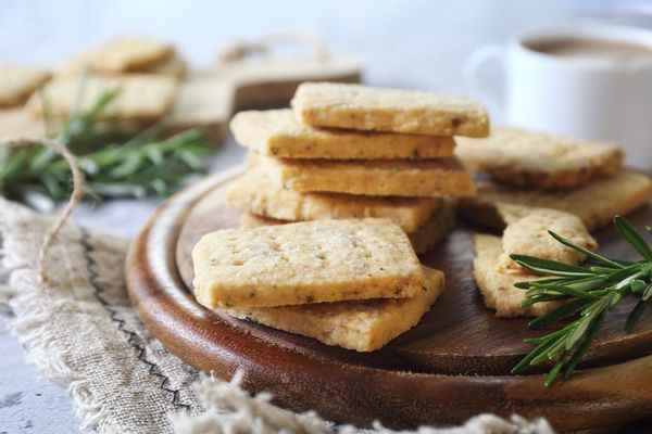 Rosemary Shortbread Cookies