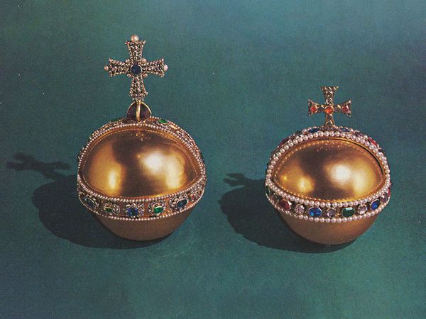 The Sovereign's Orb and Queen Mary II's Orb