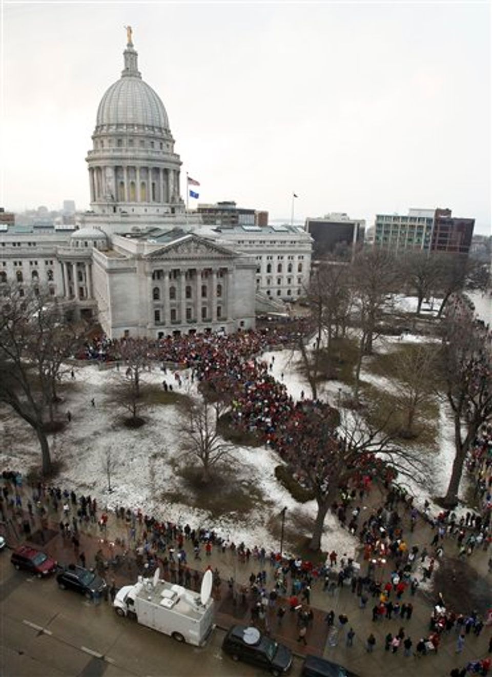 Wisconsin assembly speaker plans vote on Walker's bill