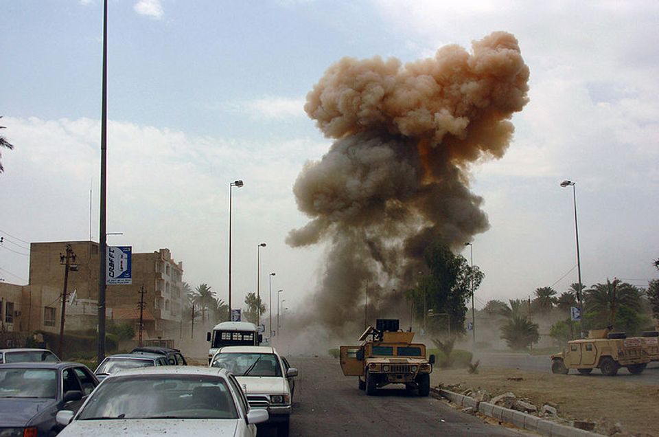 Wave Of Bombs Kills 26 In Iraq Salon Com   800px Car Bomb In Iraq 