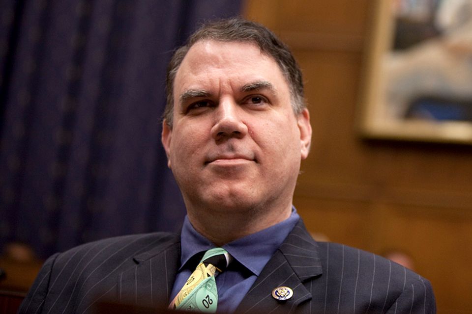 Alan Grayson defends Tea Party, KKK comparison | Salon.com