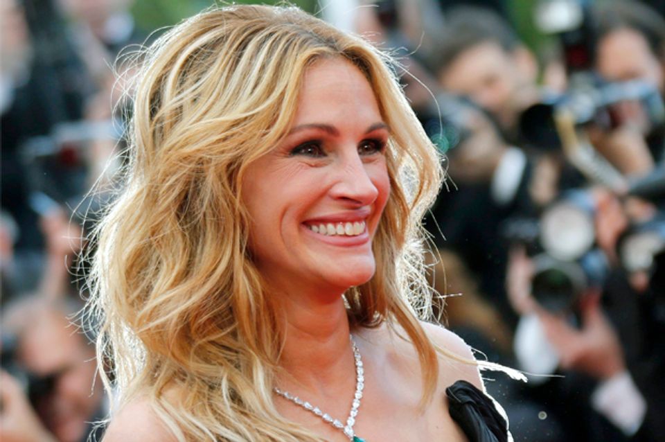 High Heels Are A Feminist Issue Let Julia Roberts Bare Footsteps 