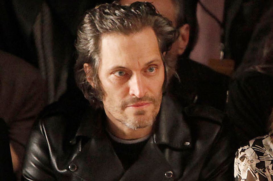 Vincent Gallo Reaches New Level Of Weirdness Actor To Sue Facebook After Ex Girlfriend