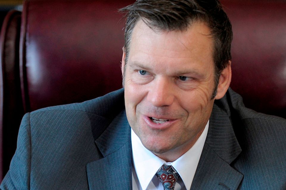 Kris Kobach, Donald Trump transition team member, resurrects failed ...