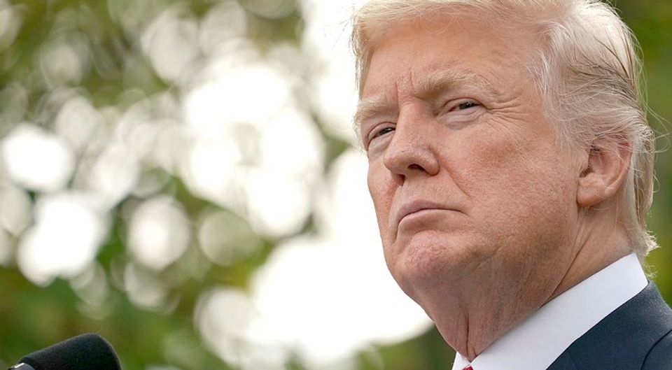 Trump s daily routine consists of hours of tv and a dozen diet sodas