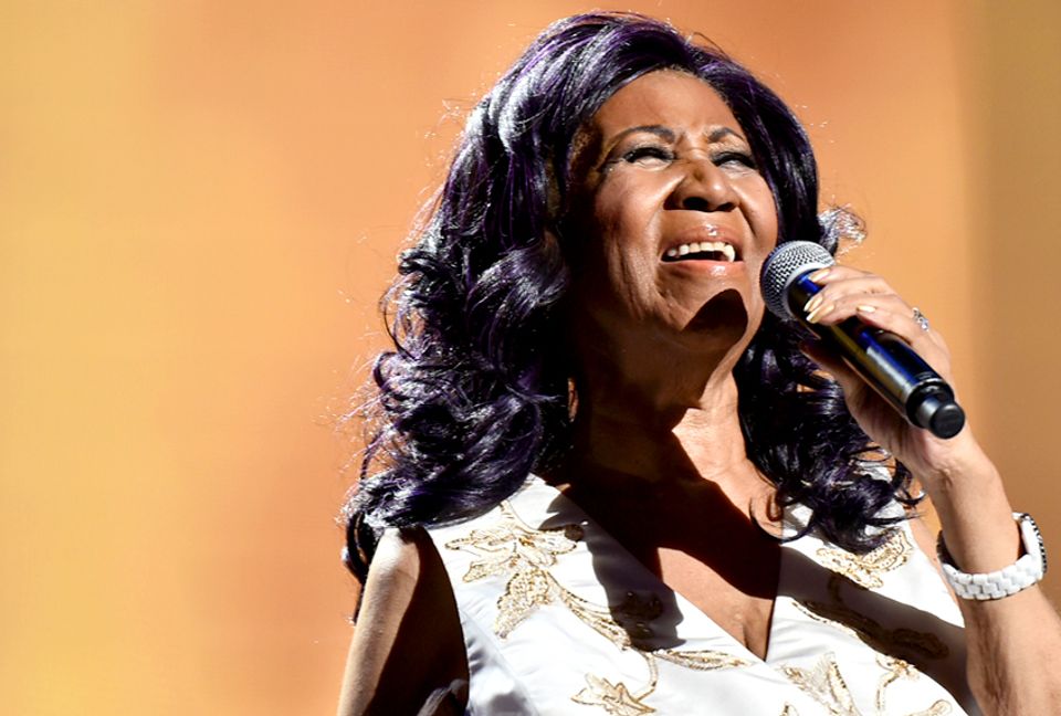 Aretha Franklin, The 18-time Grammy Award-winning “Queen Of Soul,” Dead ...