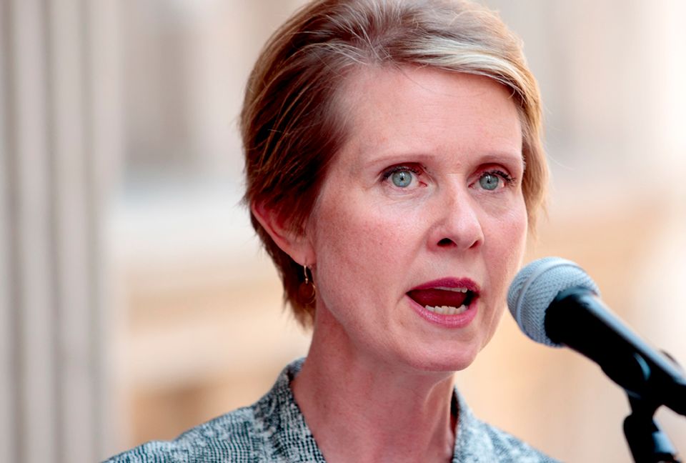 Democratic Socialists Back Former Sex And The City Star Cynthia Nixon